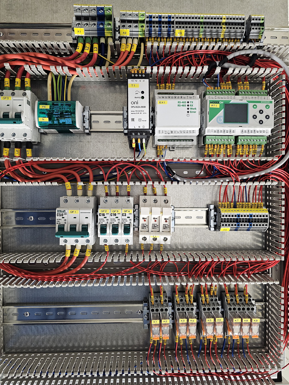 Применение контроллеров и модулей Moderon